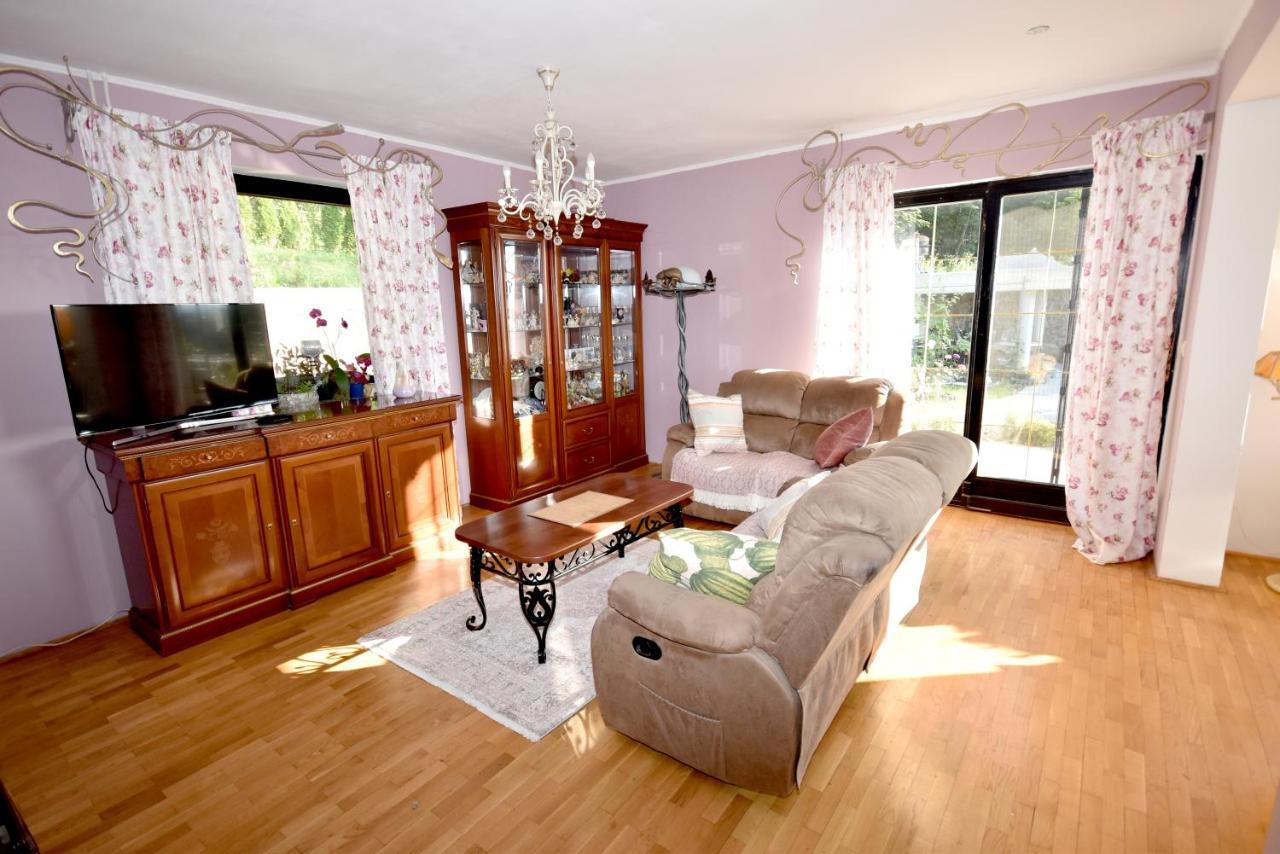 Apartmaji Lejardin Skofljica Ngoại thất bức ảnh